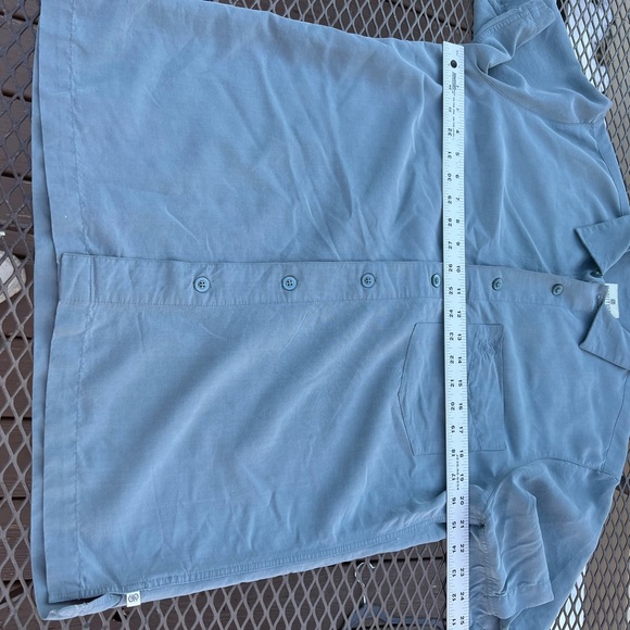 Solitude Men’s Short Sleeve Button up Shirt - Size Small - Picture 5 of 8